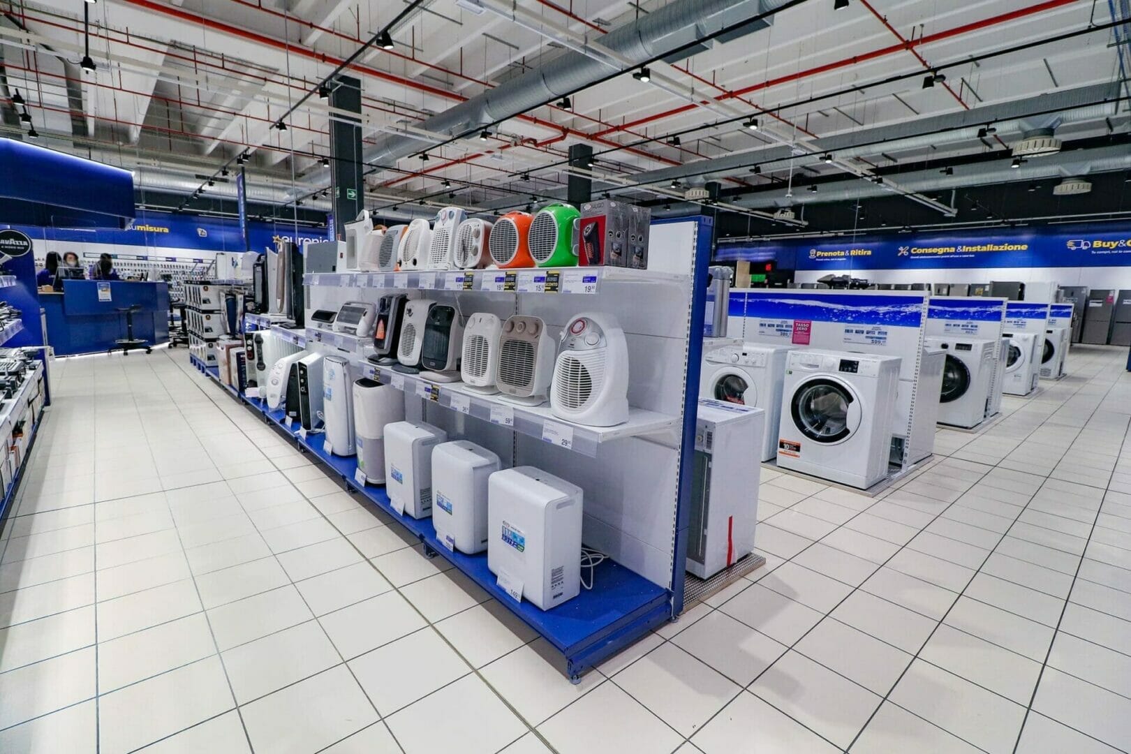 I prodotti METALSISTEM SIDAC protagonisti del retail dell'elettronica 19 IMG 0886 Copia